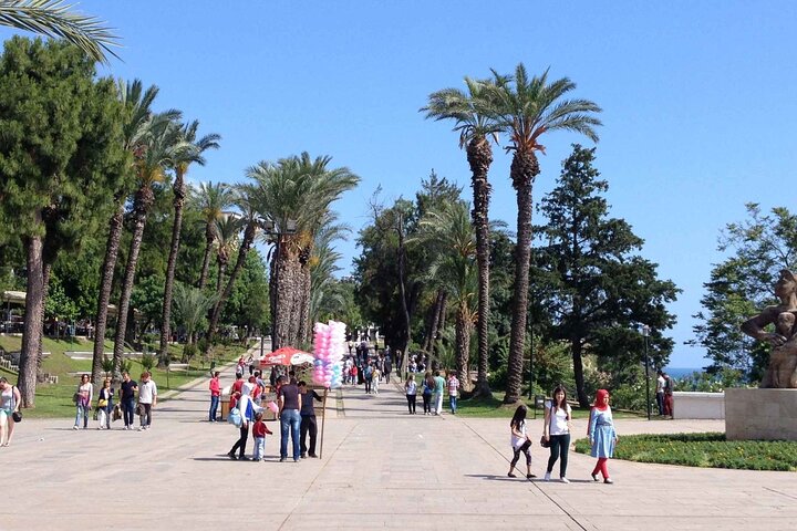 Antalya : Vieille ville, cascades en bateau et téléphérique