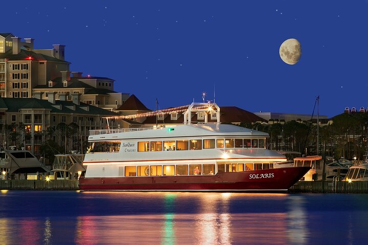 3-stündige Abendkreuzfahrt auf der Solaris Yacht in Miramar Beach