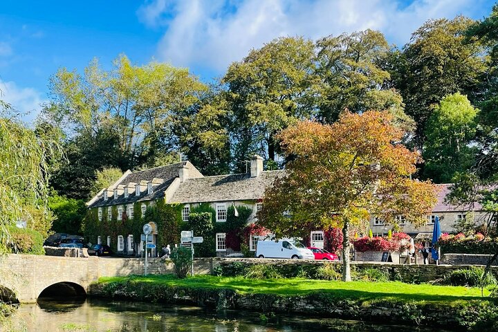 Visita privada de los impresionantes Cotswolds con un guía local experto