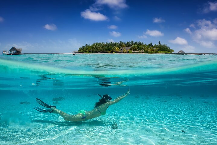 Tour privado de snorkel de medio día en la isla Maafushi