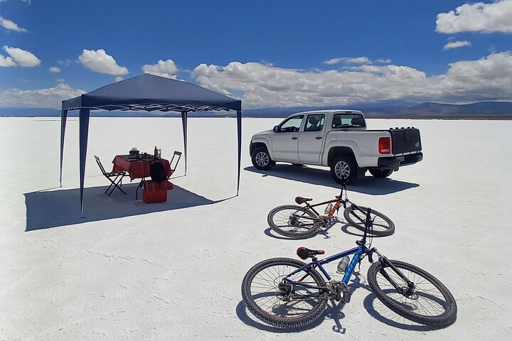Sykkeleventyr i Salinas Grandes med piknik