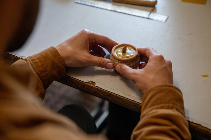 Visite privée d'une ferme de miel et fabrication de bougies en cire d'abeille à Spitak