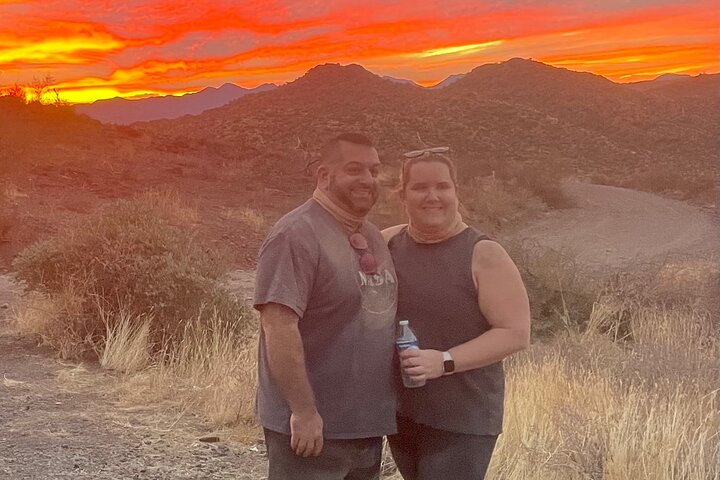 Tour guidé en ATV ou UTV au coucher du soleil pour 2 personnes hors route à Scottsdale