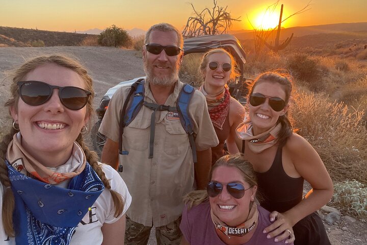 Tour guidé en ATV ou UTV au coucher du soleil pour 2 personnes hors route à Scottsdale