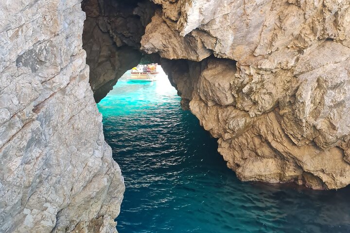 Capri Blue Grotto lille gruppe båd dagstur fra Sorrento