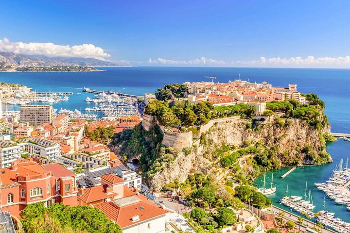 Excursión de medio día en grupo pequeño a Mónaco, Montecarlo y Eze Village