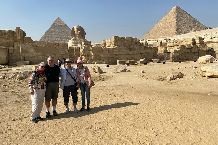 Tour privado a las pirámides de Giza y al Gran Museo desde el puerto de Alejandría