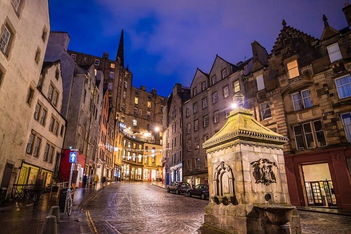 Glasgow: Privat guidad dagstur i Edinburgh i lyxig minibuss