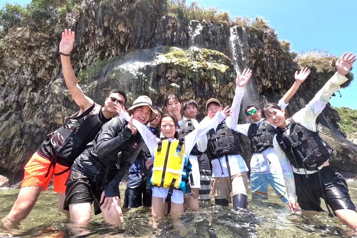 Okinawa Miyako demi-journée Spéléologie et kayak