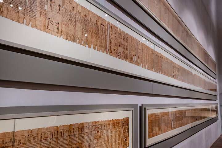Turin: Egyptiska museet Monolingual Skip-the-line guidad mysterietur, liten grupp