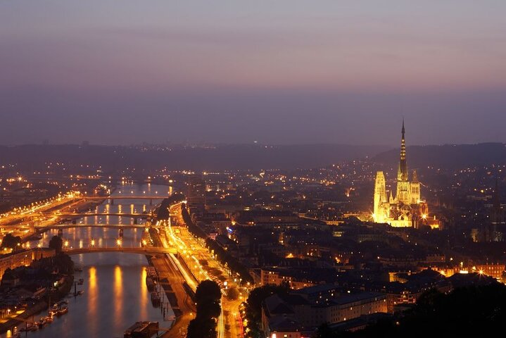 Rouen: tour privato a piedi con una guida turistica autorizzata