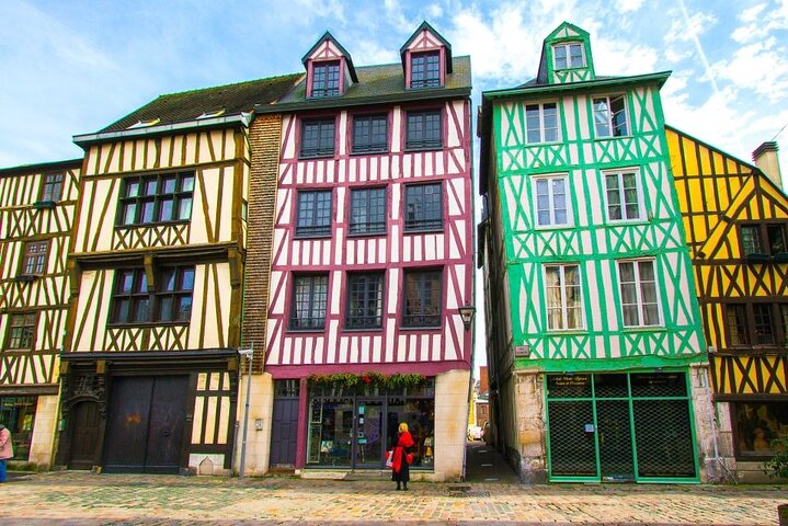 Rouen: tour privato a piedi con una guida turistica autorizzata