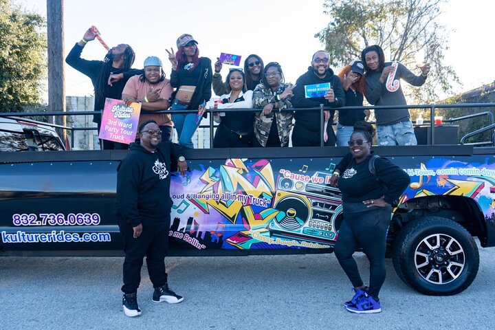 Houston BYOB Party Truck opplevelse w / vert, musikk og Barstops!