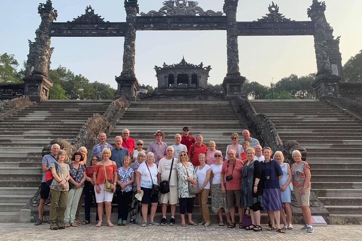 Excursão privada de dia inteiro à cidade imperial de Hue saindo do porto de Chan May