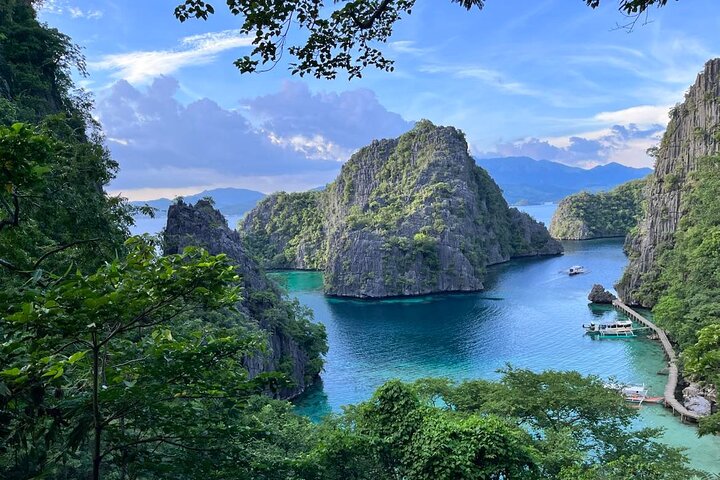 Tour definitivo de la isla de Coron: barco privado y guía turístico