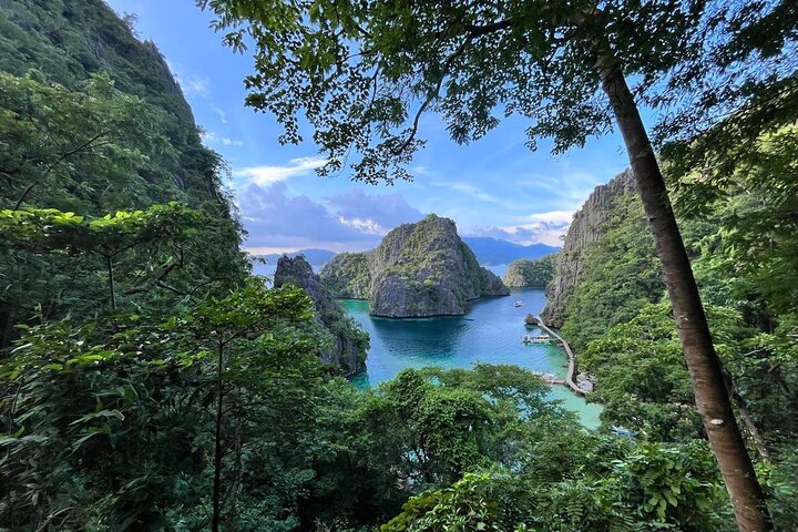 Tour definitivo de la isla de Coron: barco privado y guía turístico