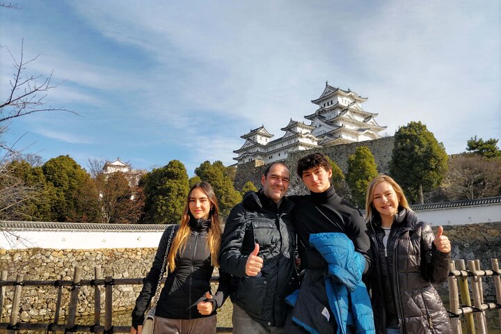 Tour personalizzato di mezza giornata del castello di Himeji con Guida autorizzata