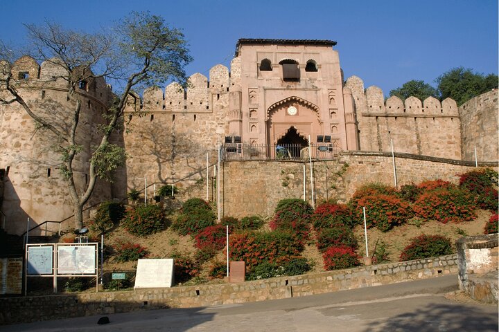 Heritage & Cultural Walk von Jhansi (2 Stunden geführte Wanderung)