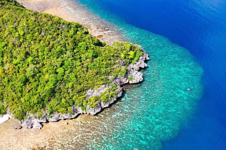 Rangko Cave & Beach Snorkeling Half Day Sharing Trip Labuan Bajo