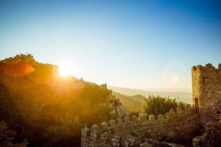 Sintra Private Tour med billetter: Pena Palace & Moorish Castle