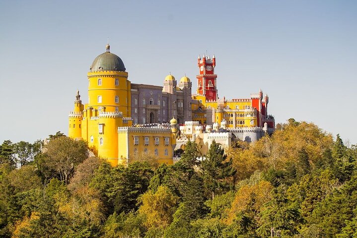 Sintra Private Tour med billetter: Pena Palace & Moorish Castle