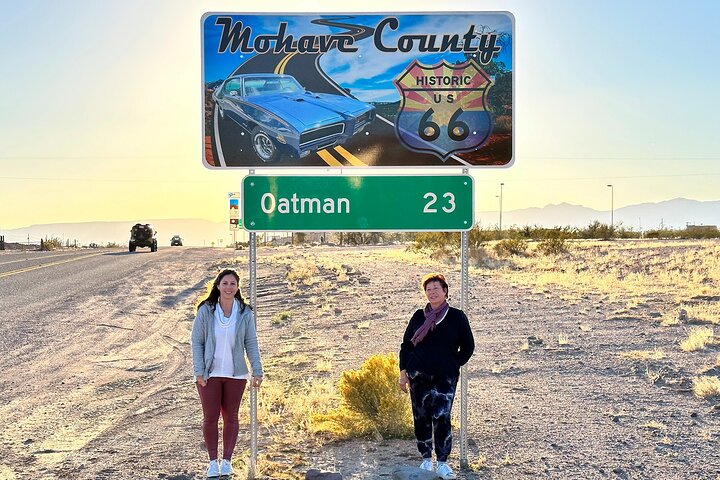 Oatman Mining Camp & Burros : Visite historique de la Route 66 au départ de Laughlin