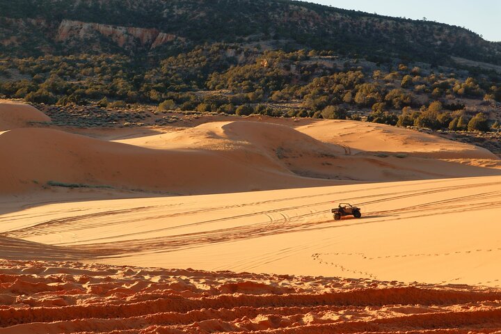 Koraalroze zandduinen UTV Sandboarden en Slot Canyon