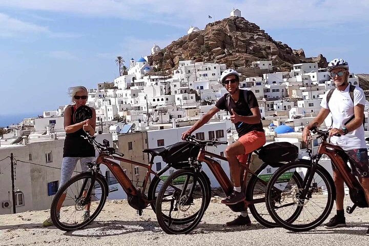 Ios History & Myth E-Bike Tour : Scopri l'eredità di Omero