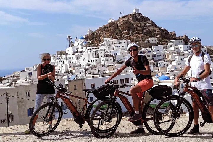 Hotell i nærheten av Ios Culture & Flavor E-Bike Tour: Chora & Diaseli