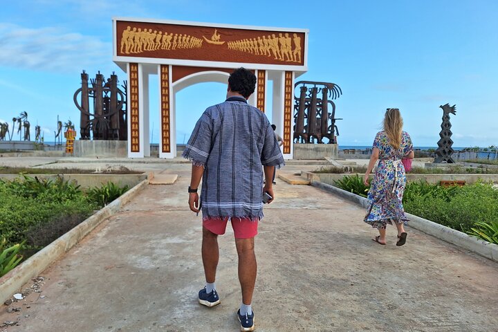 Private Full-Day Cultural Tour in Cotonou Ganvie and Ouidah