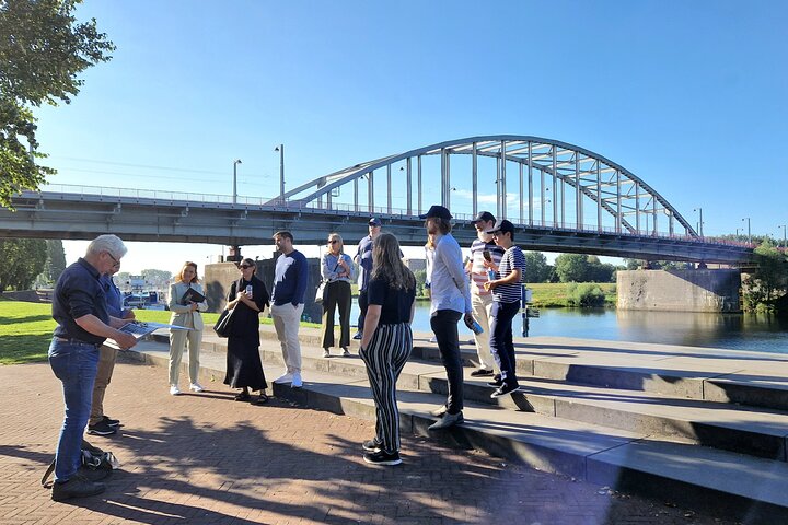 6-timers Battle of Arnhem-tur med bil med privat guide