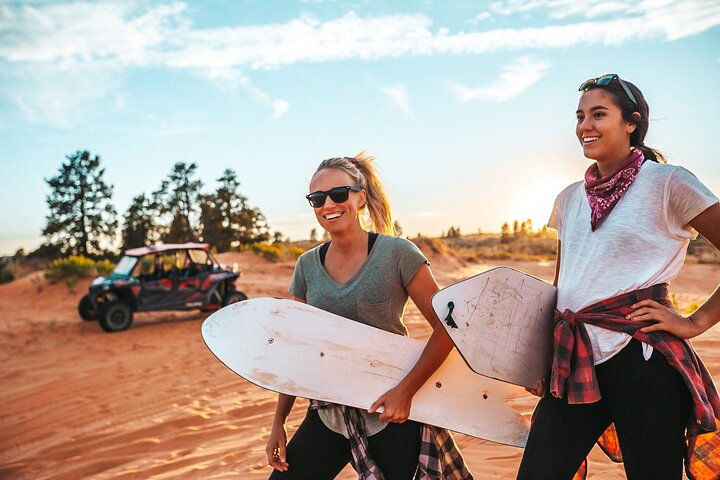 Koraalroze zandduinen UTV Sandboarden en Slot Canyon