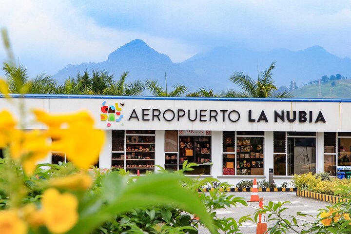Manizales Ankomst eller Afgang Transfer La Nubia Lufthavn