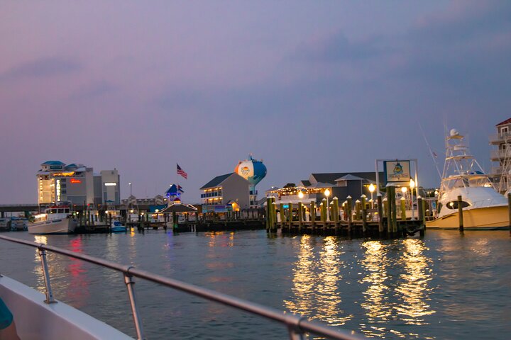 1 Uur Zonsondergang en OC Havencruise in Ocean City MD