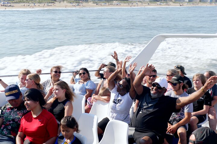 45-minütige Sea Rocket Speed Boat & Dolphin Cruise in Ocean City MD