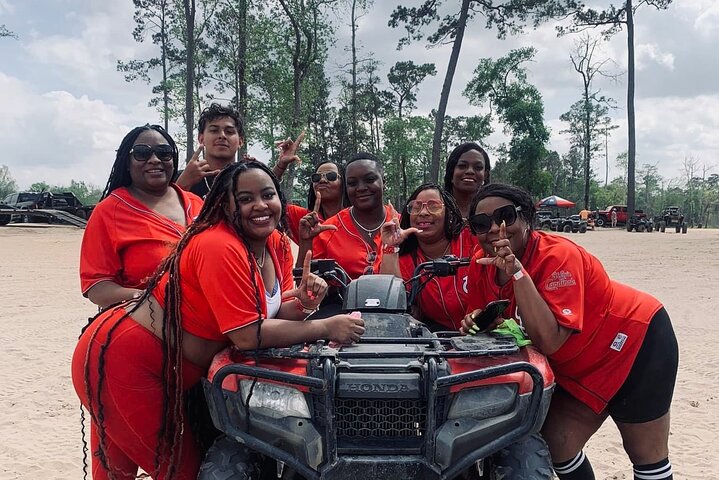 Entrada para o HTX Adventure Park – A taxa de aluguer do ATV não está incluída