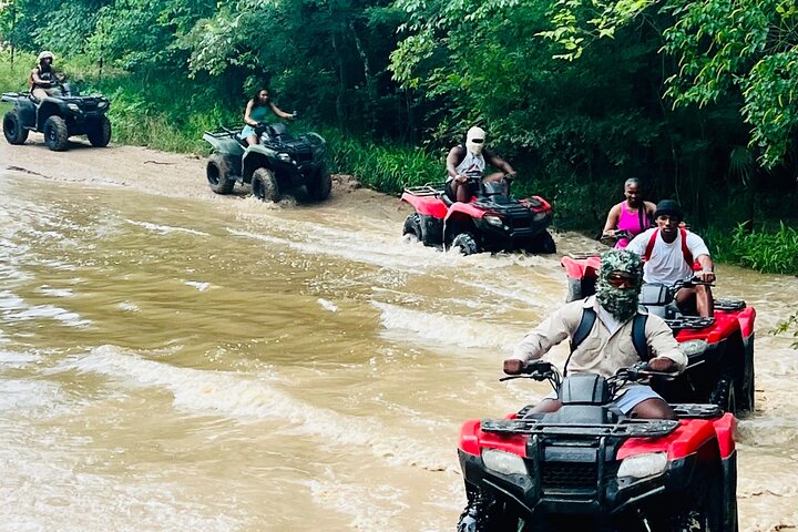 Entrada para o HTX Adventure Park – A taxa de aluguer do ATV não está incluída