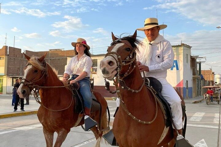 4-stündiges Reiten, Inka-Pyramiden im größten Trockenwald der Welt