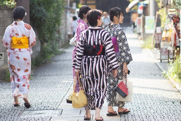 Excursión Privada a Kawagoe con Fotógrafa y Guía Hispanohablante