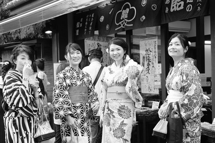 Excursión Privada a Kawagoe con Fotógrafa y Guía Hispanohablante