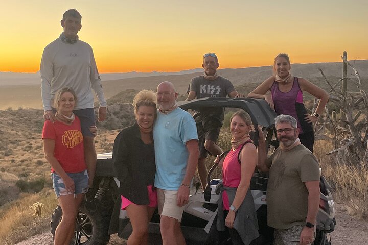Tour guidé en ATV ou UTV au coucher du soleil pour 2 personnes hors route à Scottsdale
