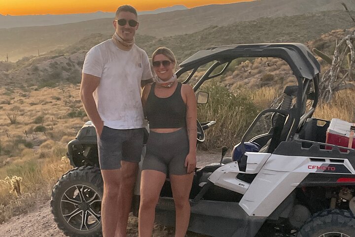Tour guidé en ATV ou UTV au coucher du soleil pour 2 personnes hors route à Scottsdale