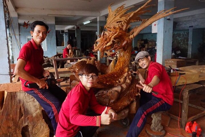 Hoi An Erfahrung 3 Stunden Holzschnitzkurs mit lokalem Künstler