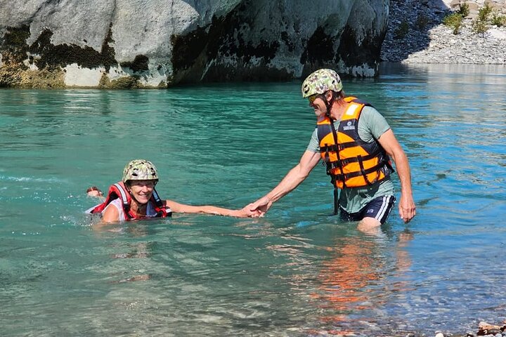 Geweldige Rafting-ervaring op de Last Wild Vjosa-rivier van Europa in Permet, Albanië