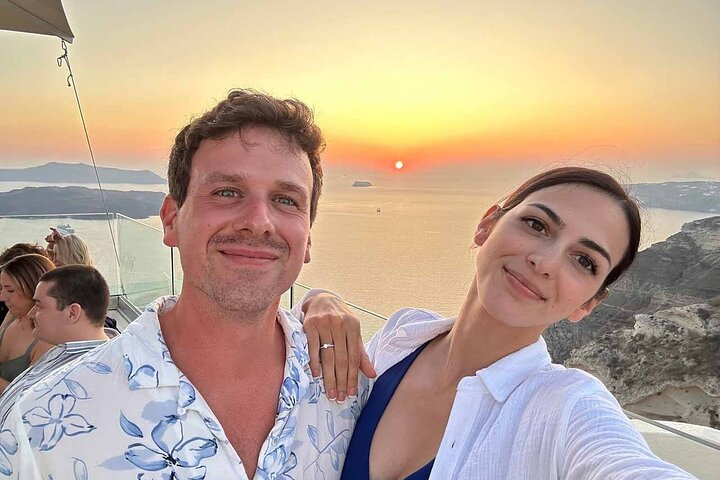 Santorini Weinabenteuer mit 12 Weinproben, Tapas und Sonnenuntergang