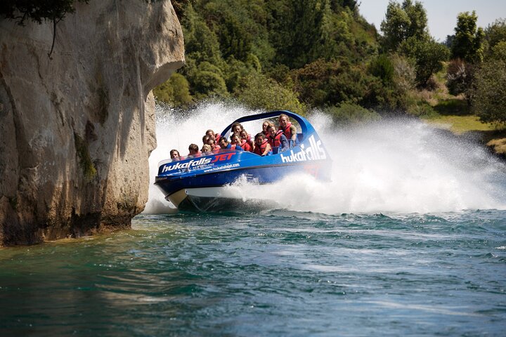 Paseo en jet boat por las cataratas del Huka
