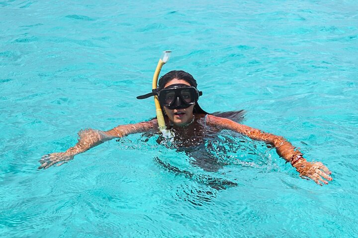 El Cielo Cozumel Snorkel Private Boat + Food + Drinks + Beach