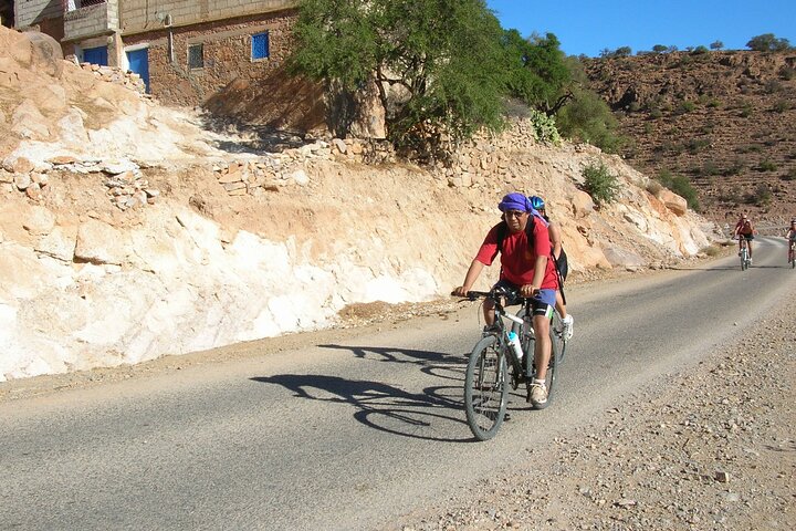 Senderismo por el Valle de las Rosas y el Dades, Marruecos