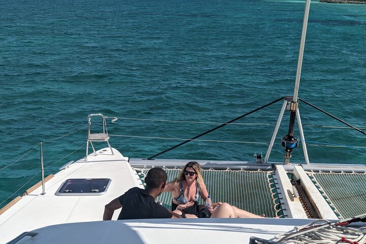 Nassau 3-stops: Snorkeling, Swimming Pigs, Turtles & Lunch