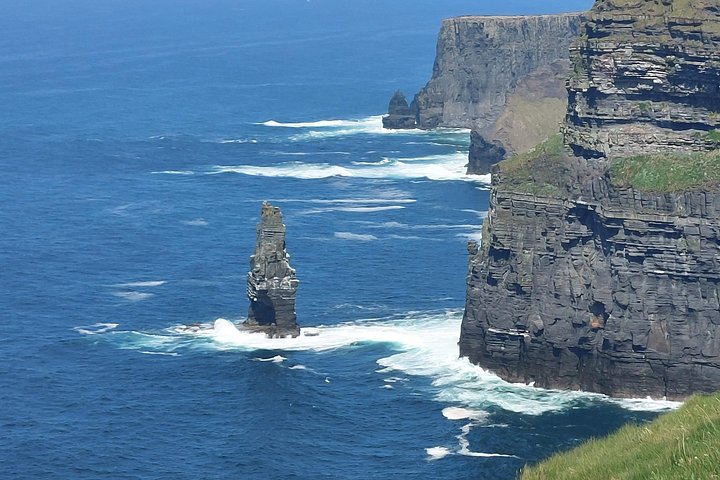 Cliffs of Moher Tour op weg van Shannon Airport naar Galway